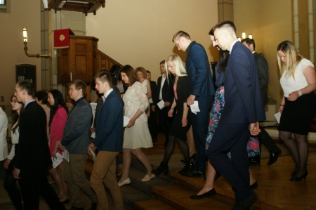 Iesvētību dievkalpojums Vasarsvētkos