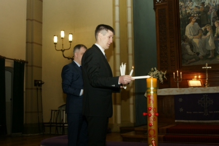 Kristības un iesvētības Adventā