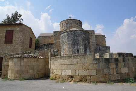 Kādreizējais Sv. Barnabas klosteris turku okupētajā Kipras teritorijā